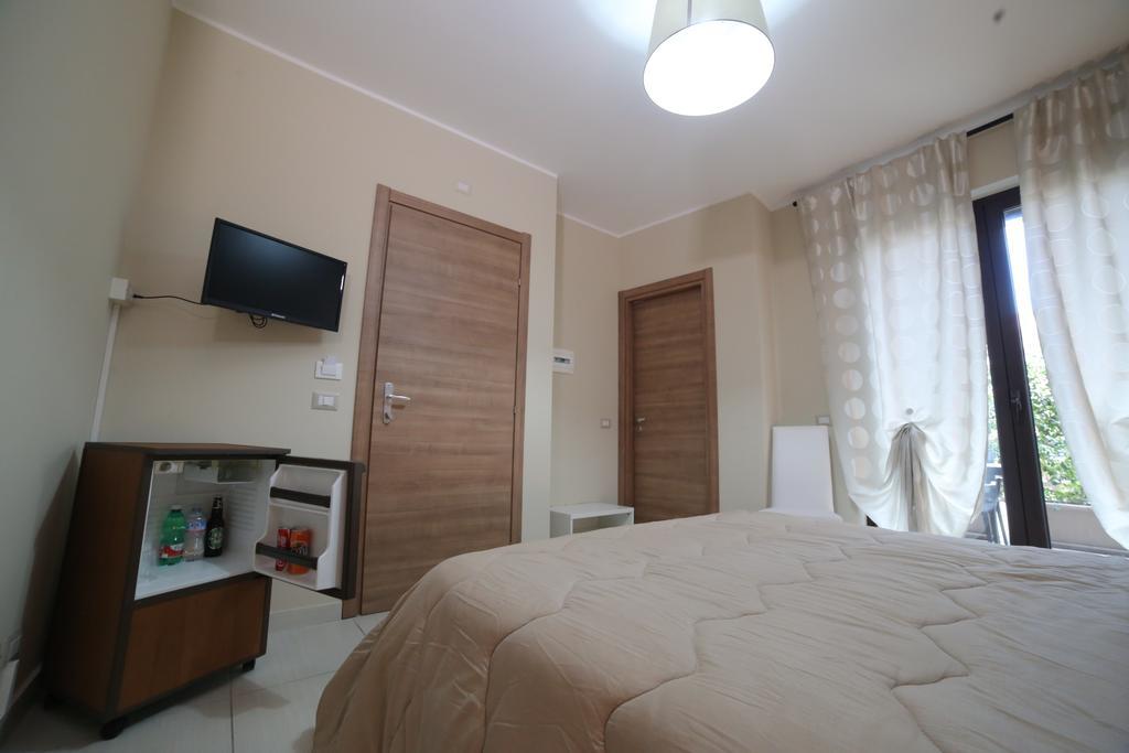 آتْشّي كاستيلّو B&B Ciclopi المظهر الخارجي الصورة